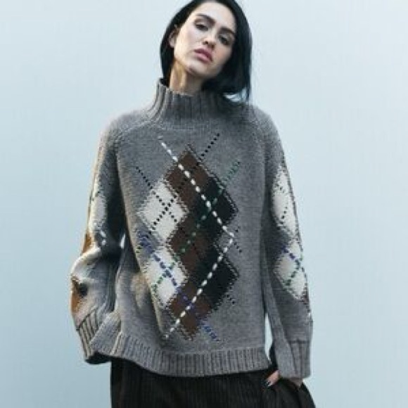 Zara Sweaters - Zara Diamond Knit Sweater in grey marl, Size S